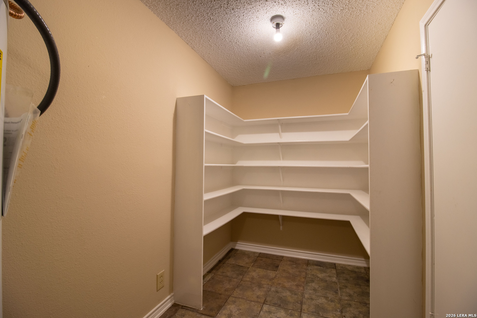 9615 Hillside Trail San Antonio TX 78250