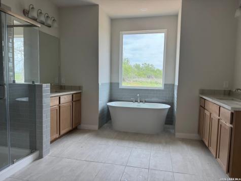 1586 Vista View Drive Pleasanton TX 78064