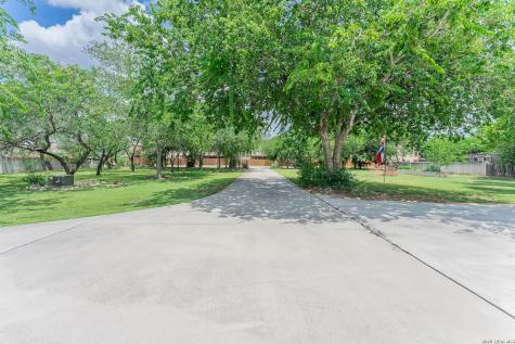 1690 Waterway Lane New Braunfels TX 78130