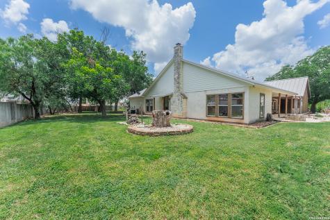1690 Waterway Lane New Braunfels TX 78130