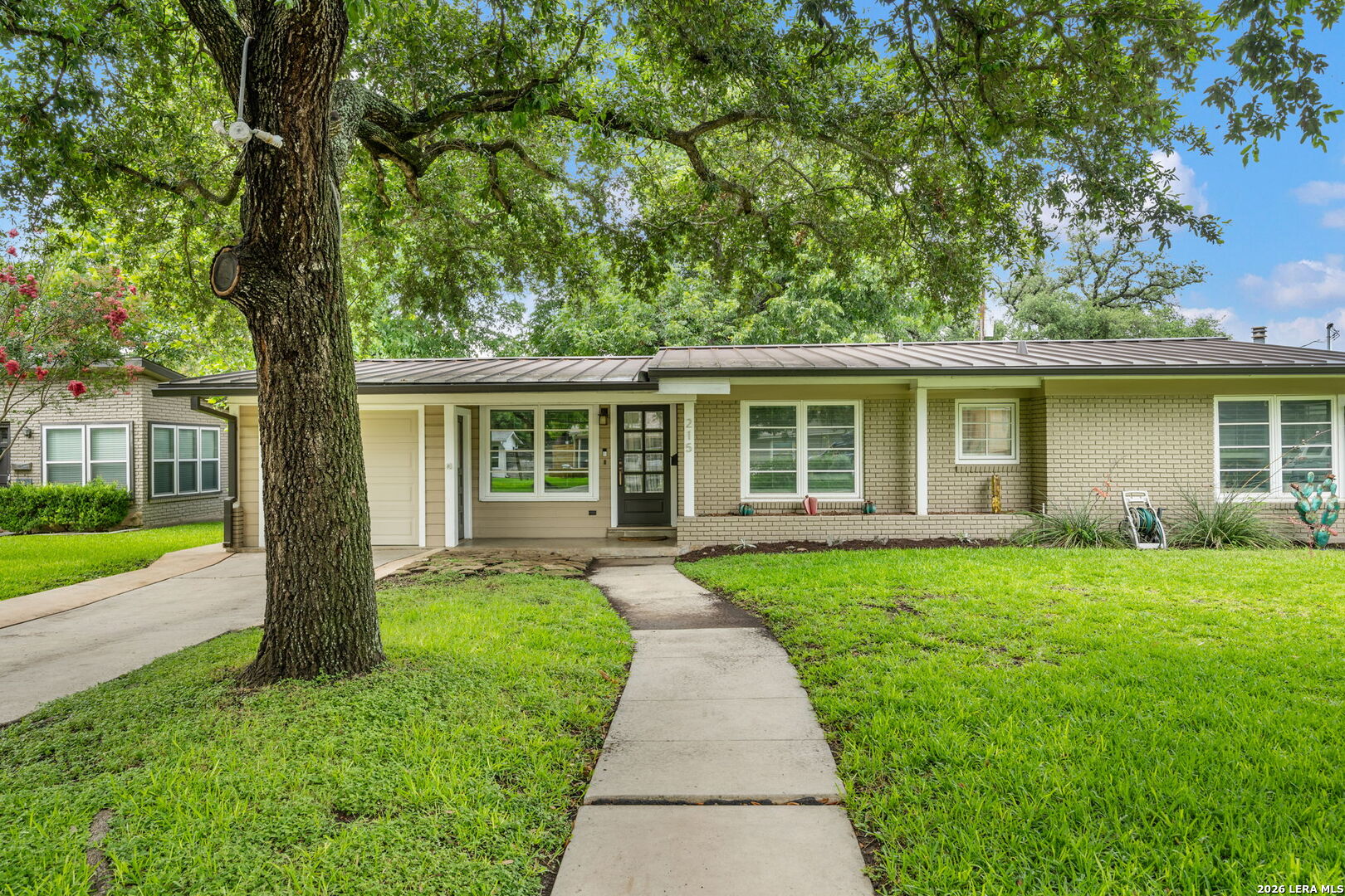215 Ridgehaven San Antonio TX 78209