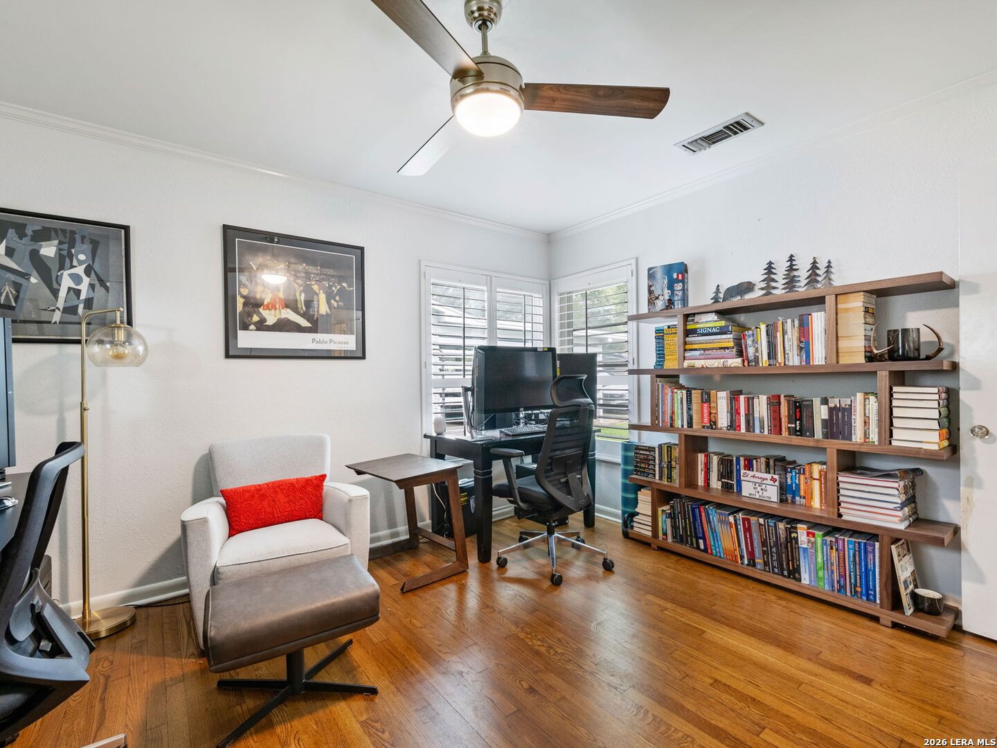 215 Ridgehaven San Antonio TX 78209