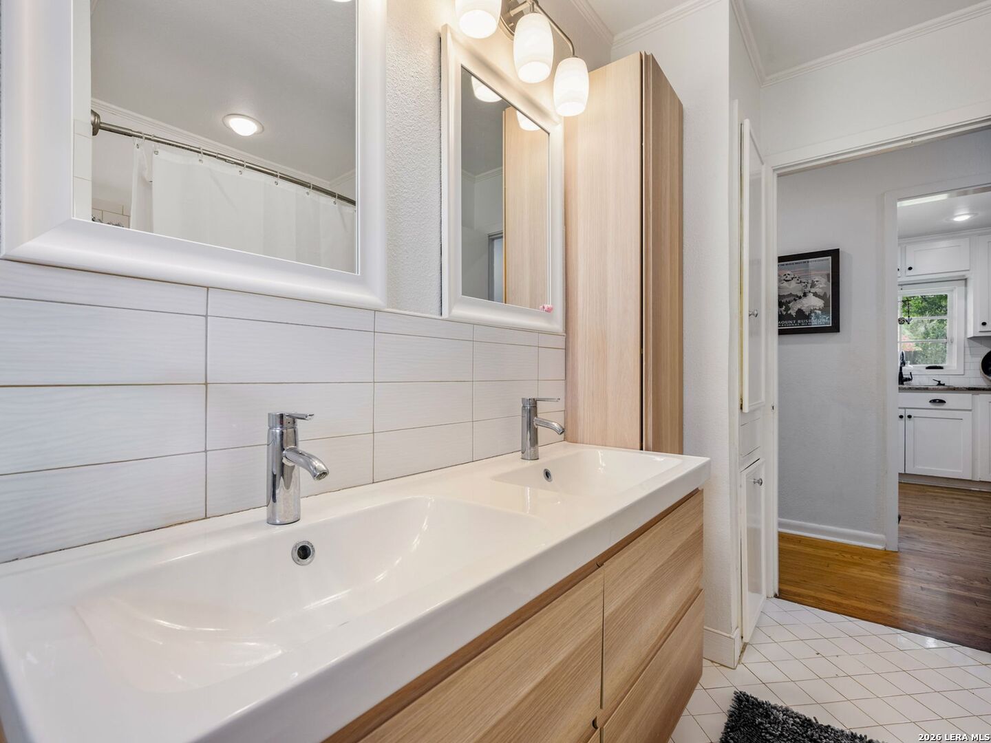 215 Ridgehaven San Antonio TX 78209