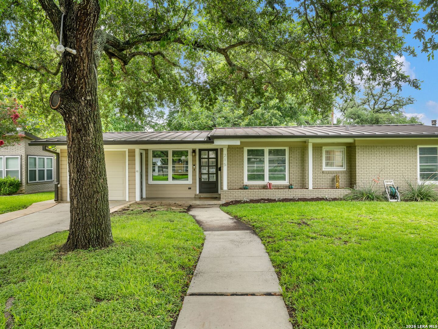 215 Ridgehaven San Antonio TX 78209