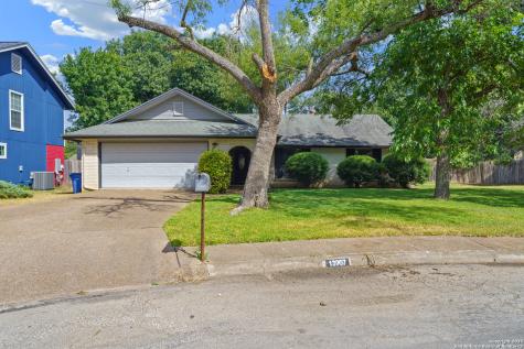 13907 Lone Tree Street San Antonio TX 78247