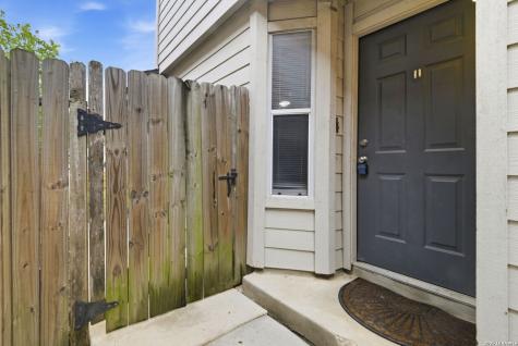 6806 Grapevine Lake San Antonio TX 78244