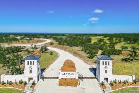 170 Goose Landing Way Harper TX 78631