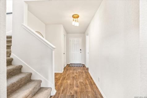 10011 Crabapple Pass San Antonio TX 78254