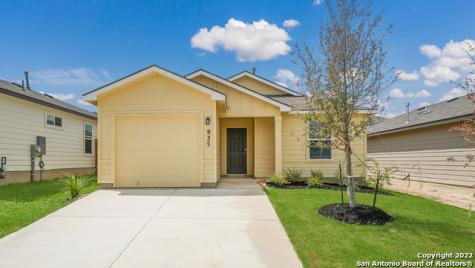 935 Empress Brilliant San Antonio TX 78253