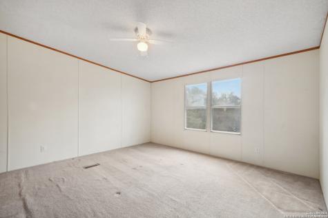 140 Lake Terrace Drive Lakehills TX 78063