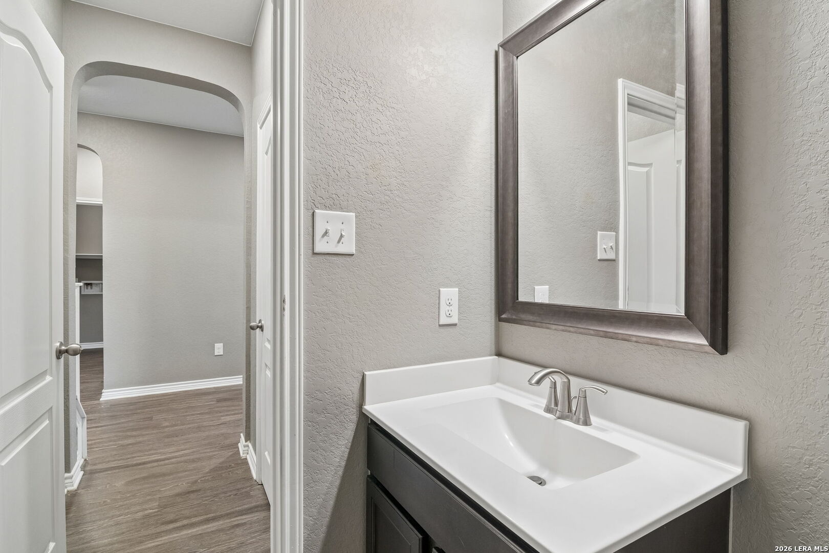 102 Anchor Bluff Universal City TX 78148