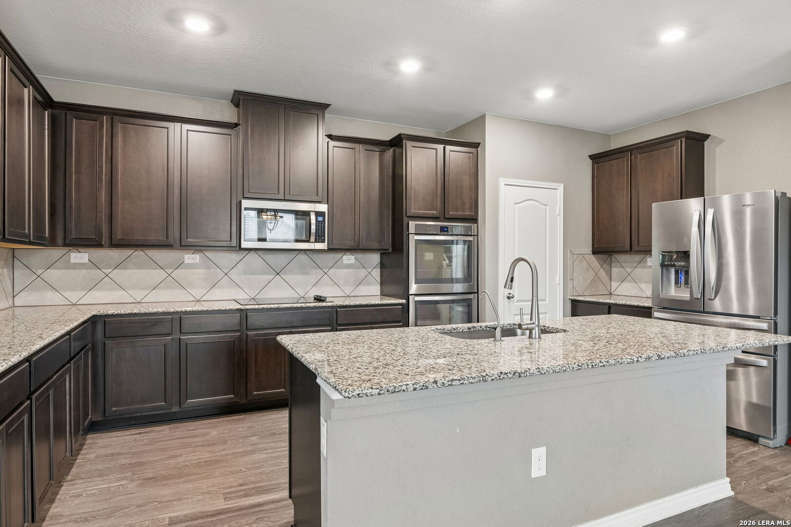102 Anchor Bluff Universal City TX 78148