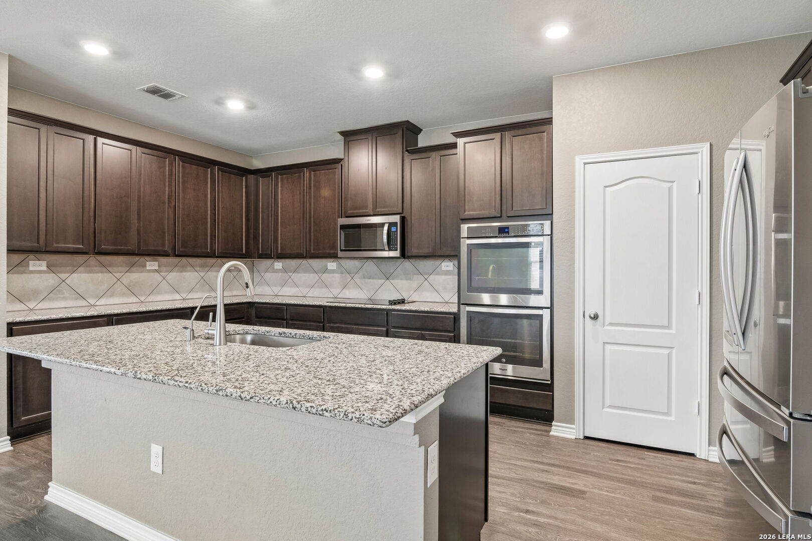 102 Anchor Bluff Universal City TX 78148