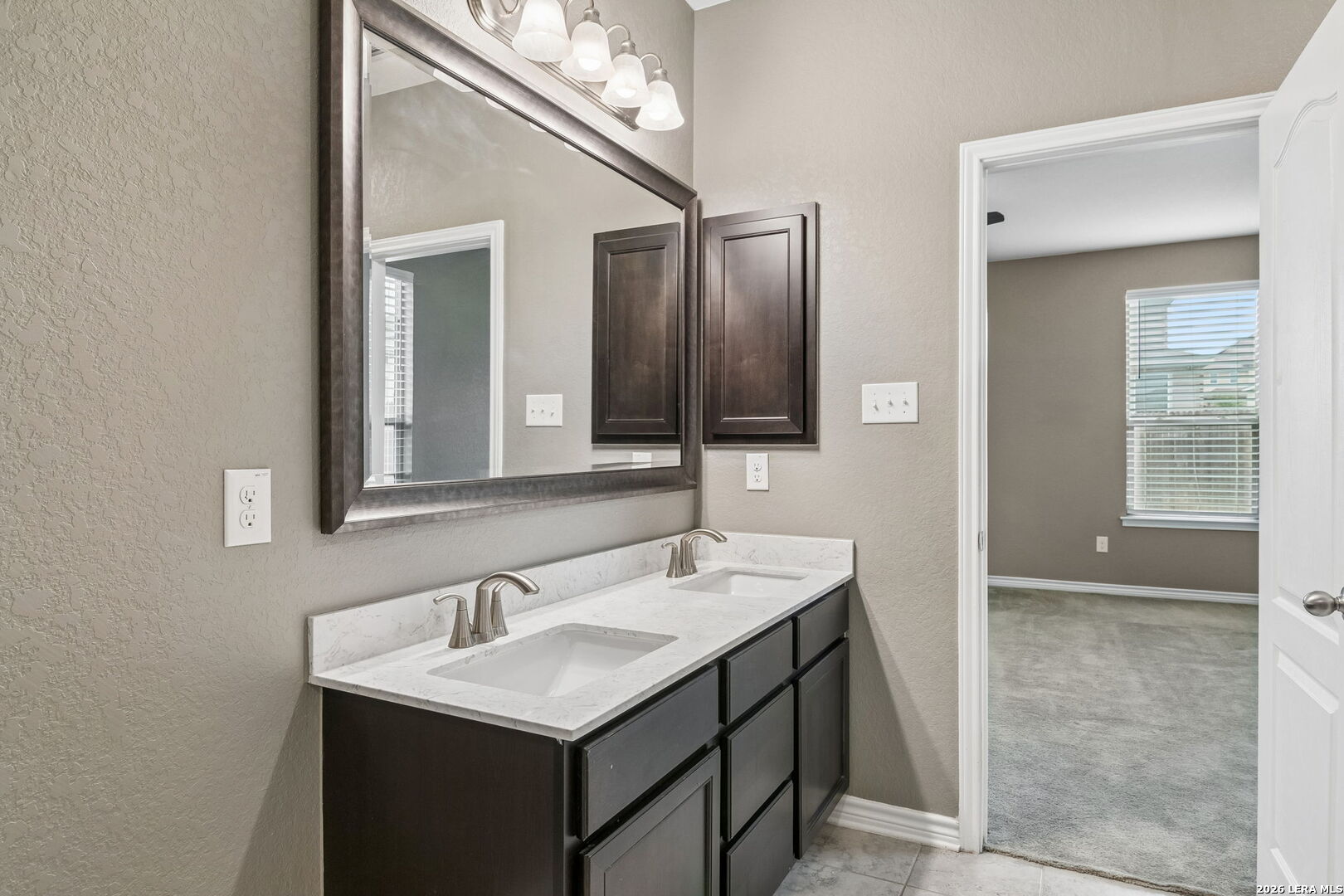 102 Anchor Bluff Universal City TX 78148