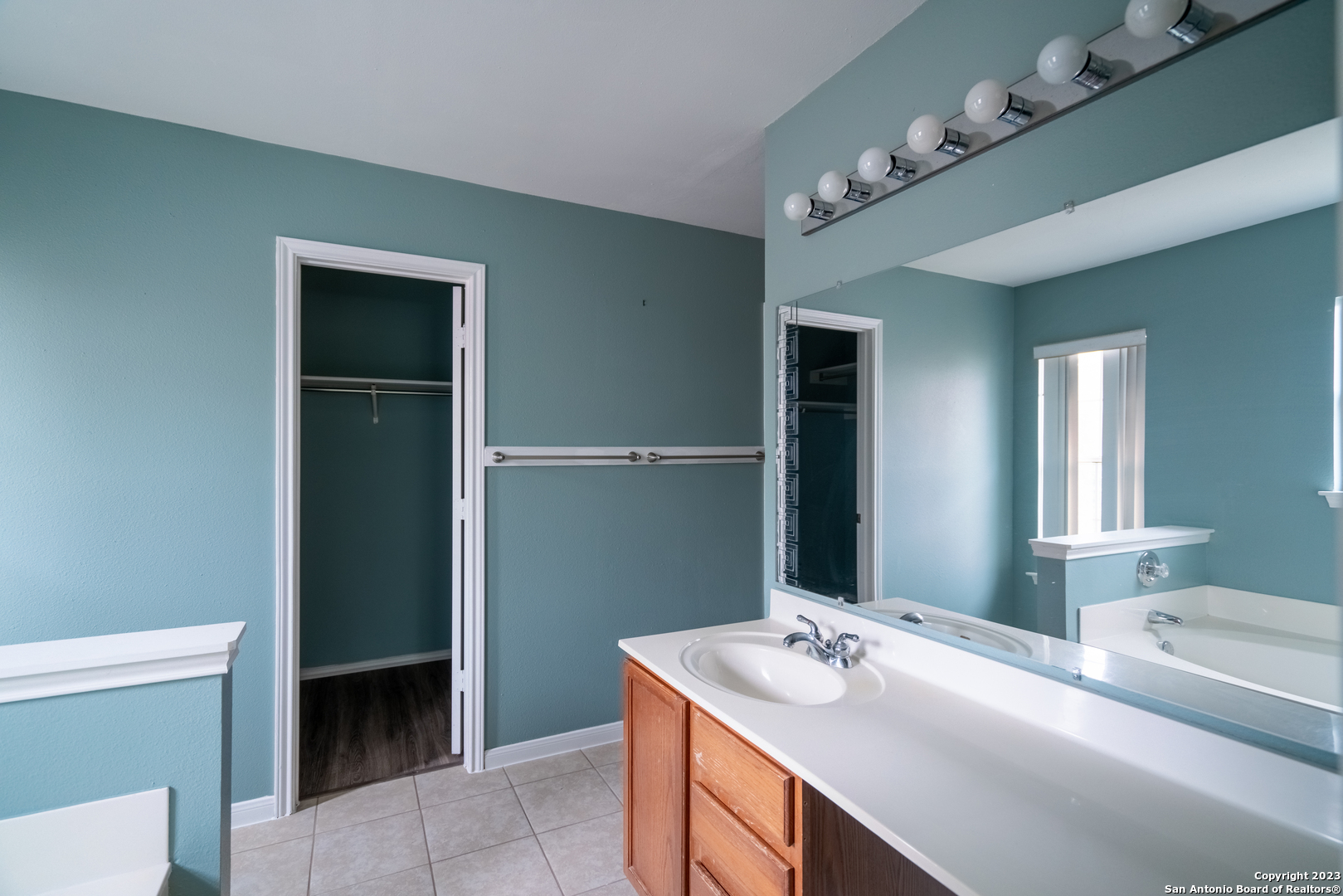 22047 Kenton Knoll San Antonio TX 78258