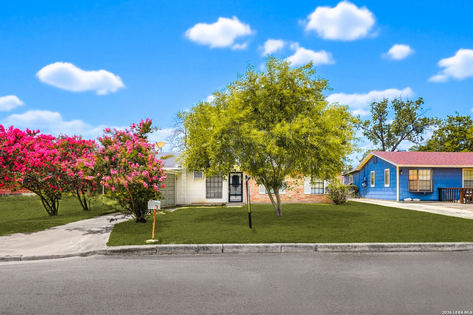 8831 Oakbrook Street San Antonio TX 78221