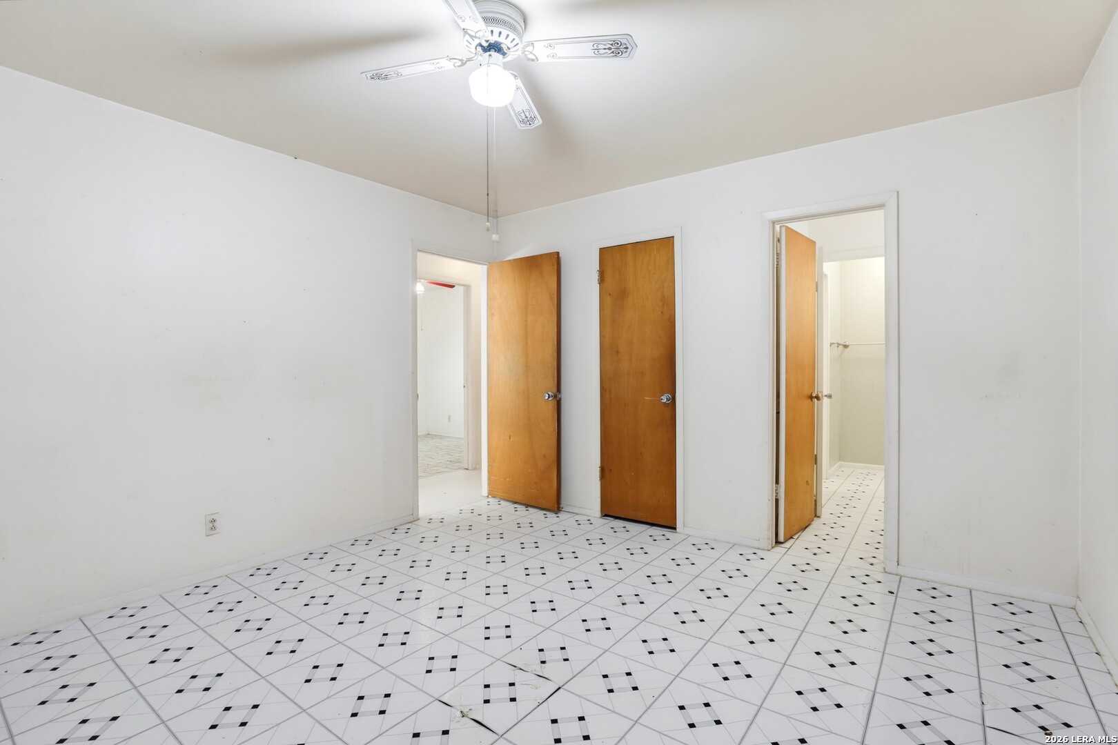 8831 Oakbrook Street San Antonio TX 78221