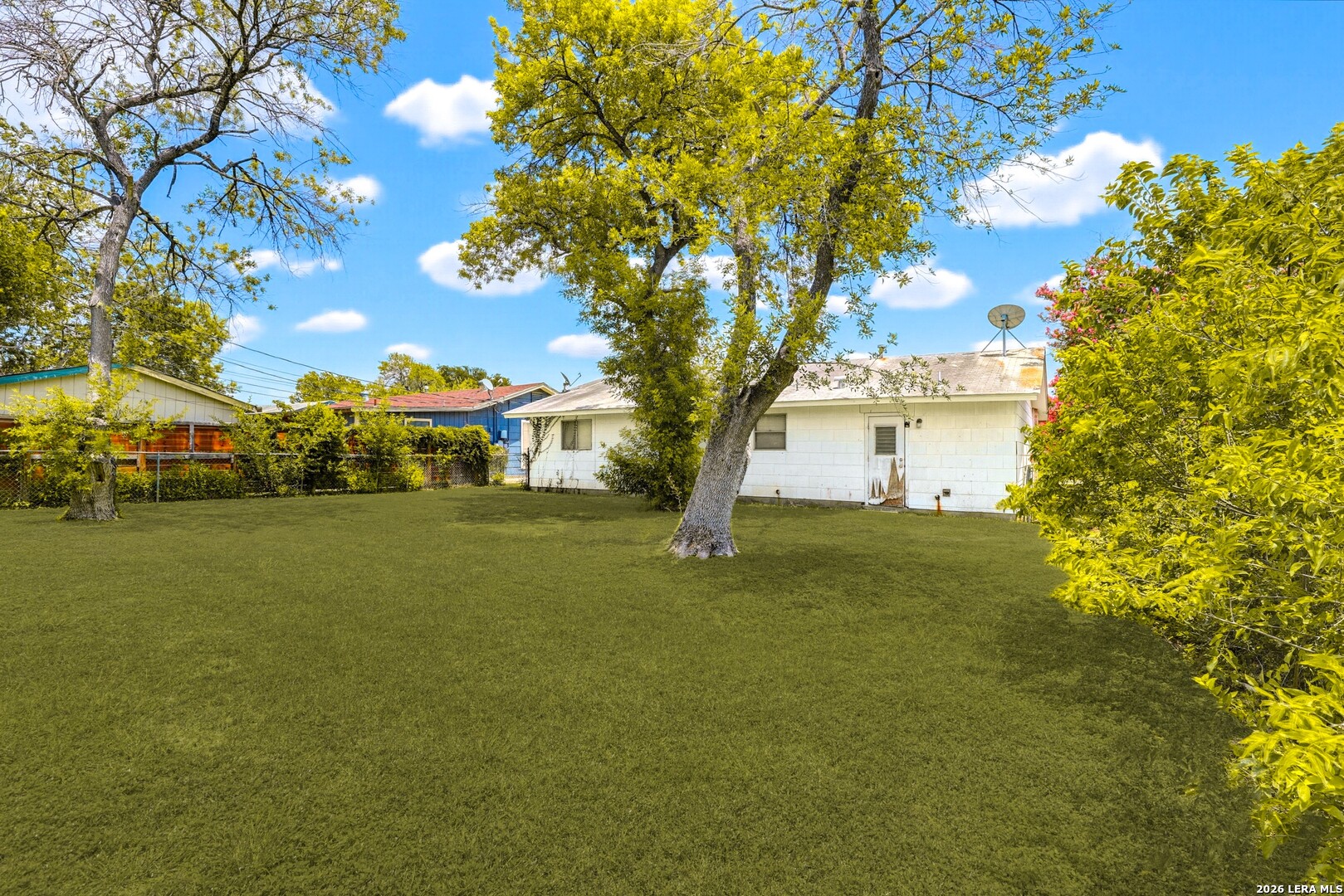 8831 Oakbrook Street San Antonio TX 78221