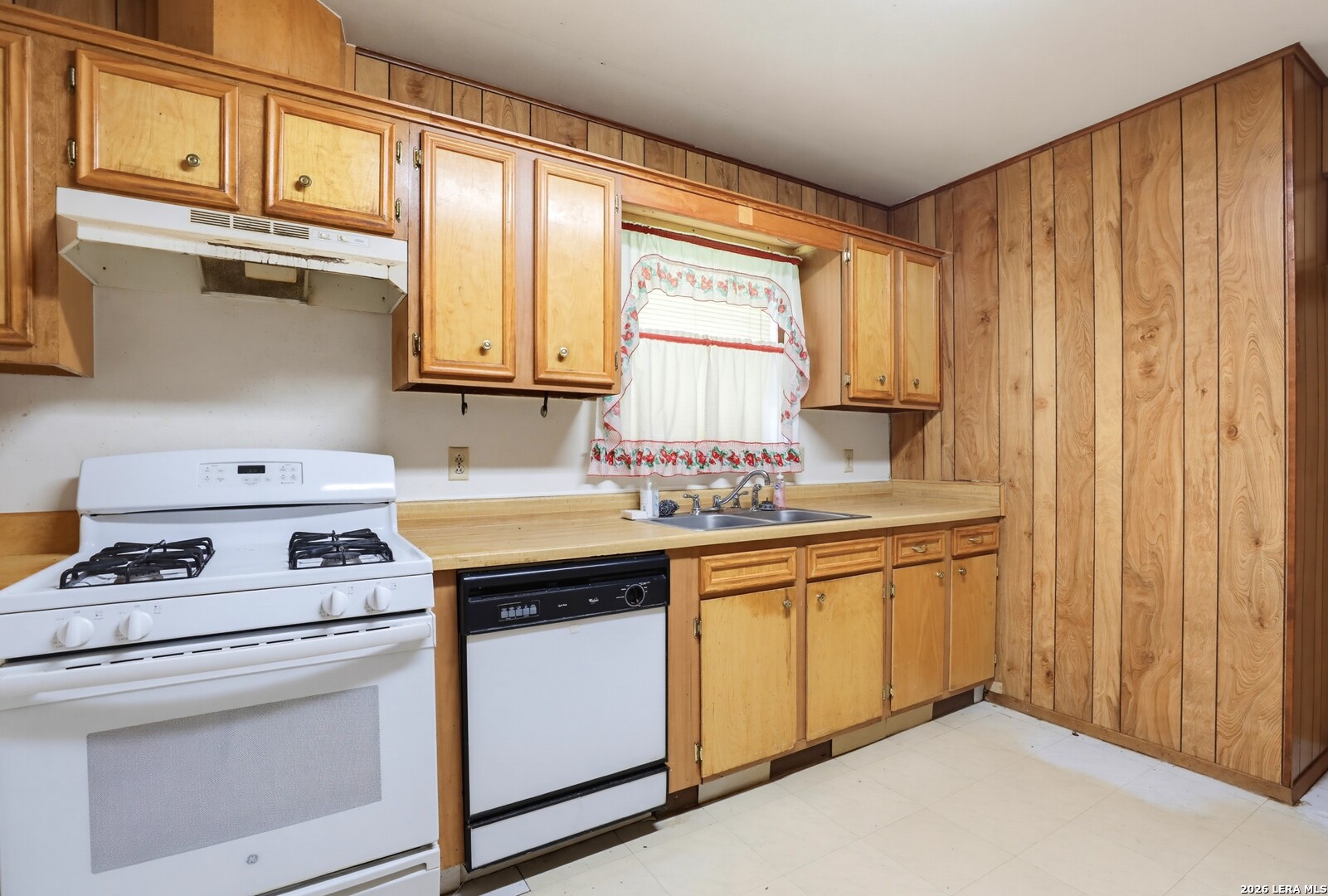 8831 Oakbrook Street San Antonio TX 78221