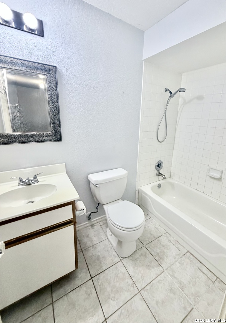 3831 Wetmore Ridge San Antonio TX 78247