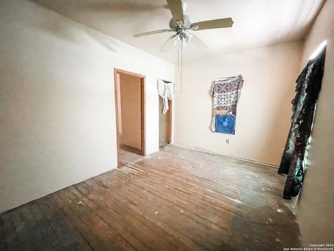 312 James Street Brackettville TX 78832