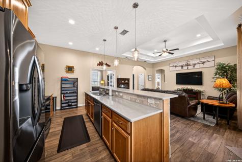 1705 Crooked Creek Drive Pleasanton TX 78064