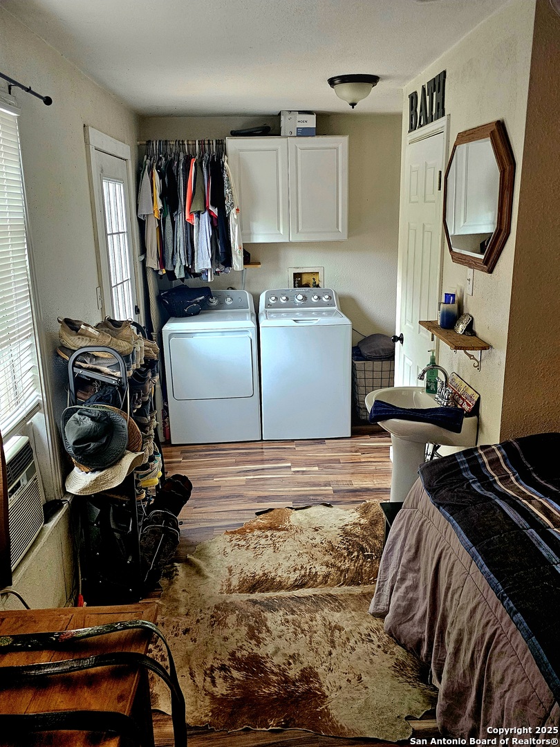208 Jeff Pleasanton TX 78064
