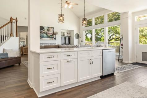 906 Desert Bluff San Antonio TX 78258