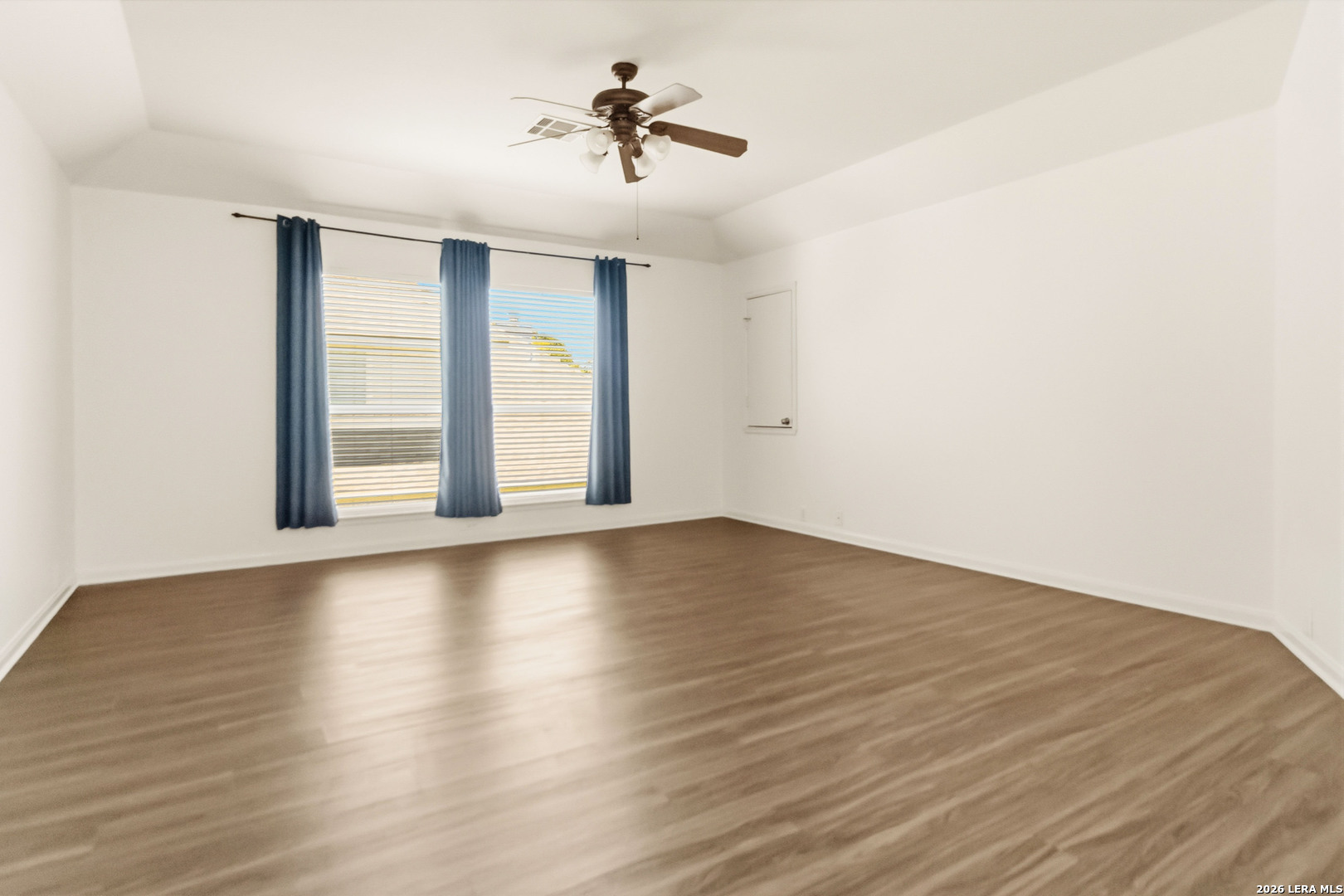 906 Desert Bluff San Antonio TX 78258