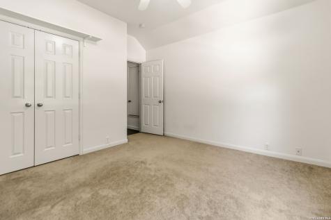 906 Desert Bluff San Antonio TX 78258