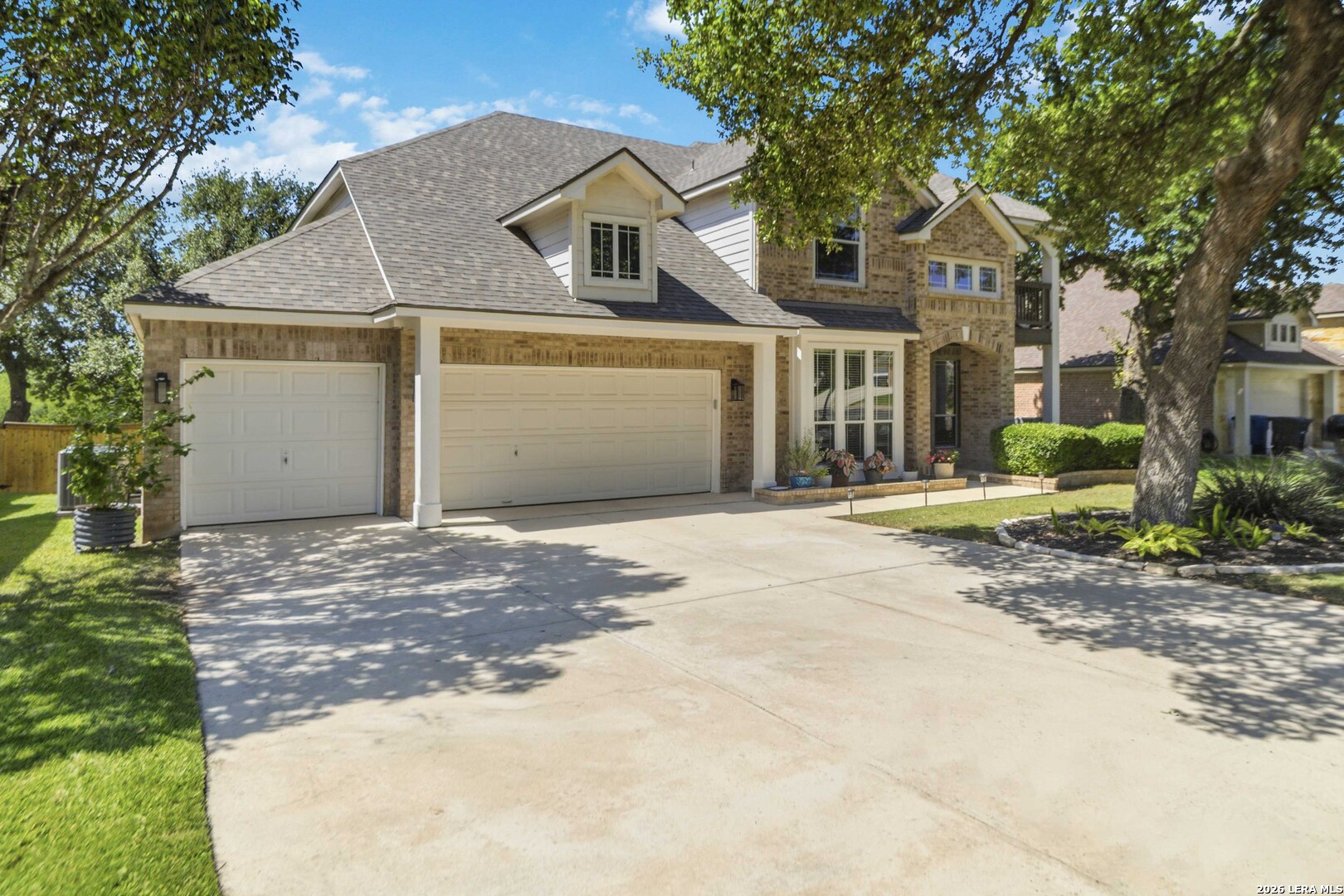 906 Desert Bluff San Antonio TX 78258