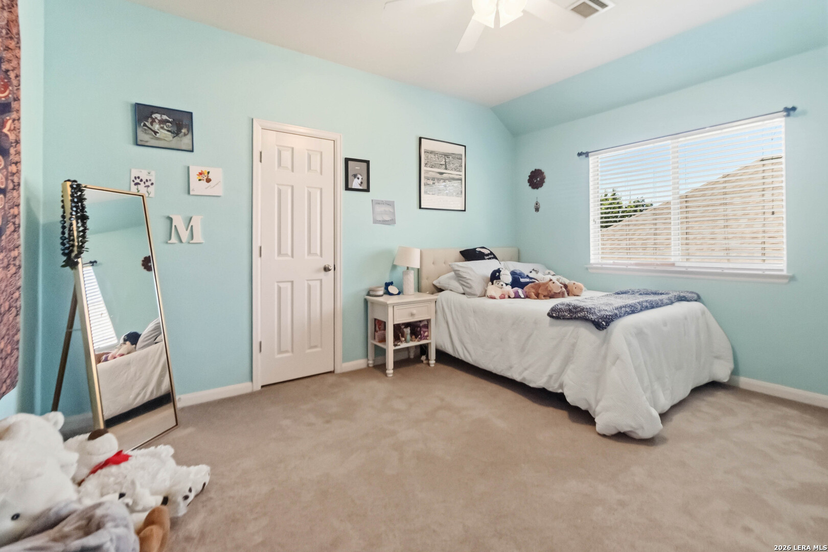 906 Desert Bluff San Antonio TX 78258