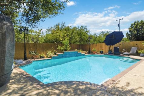 906 Desert Bluff San Antonio TX 78258