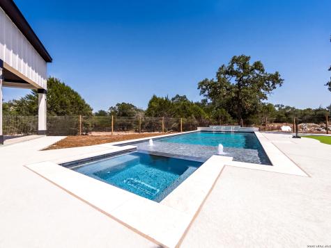 85 Ranch Heights Boerne TX 78015