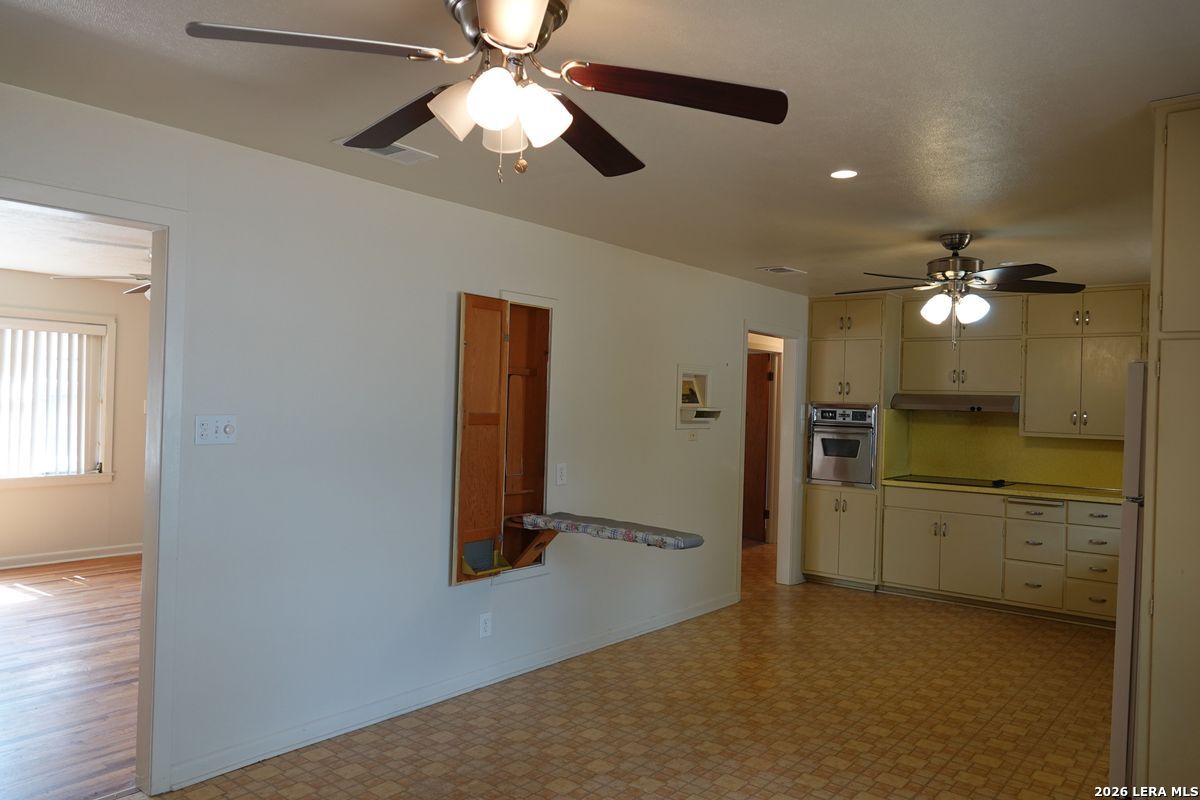 610 N Pine Street Fredericksburg TX 78624