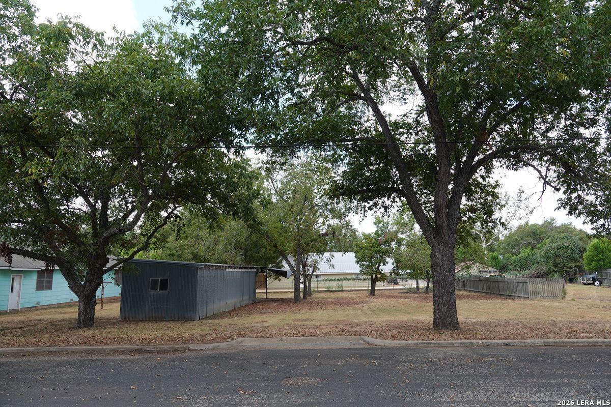 610 N Pine Street Fredericksburg TX 78624
