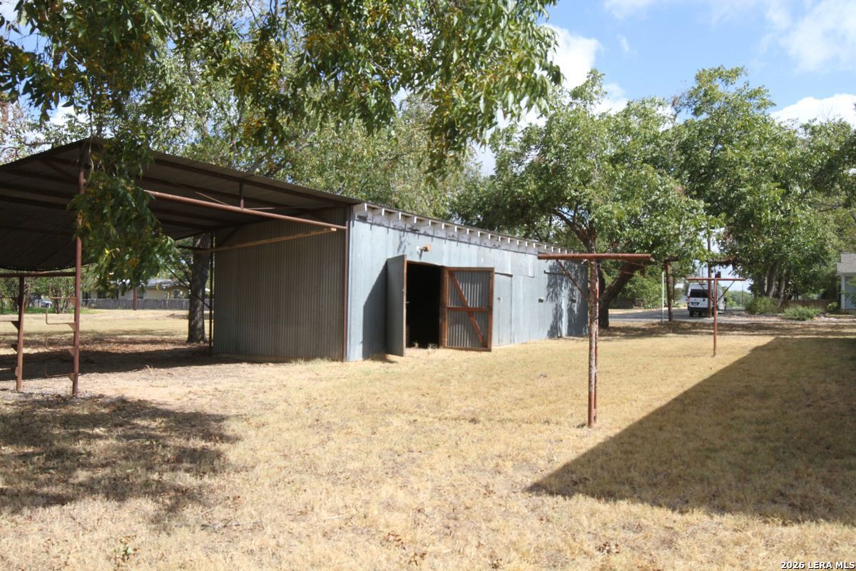 610 N Pine Street Fredericksburg TX 78624