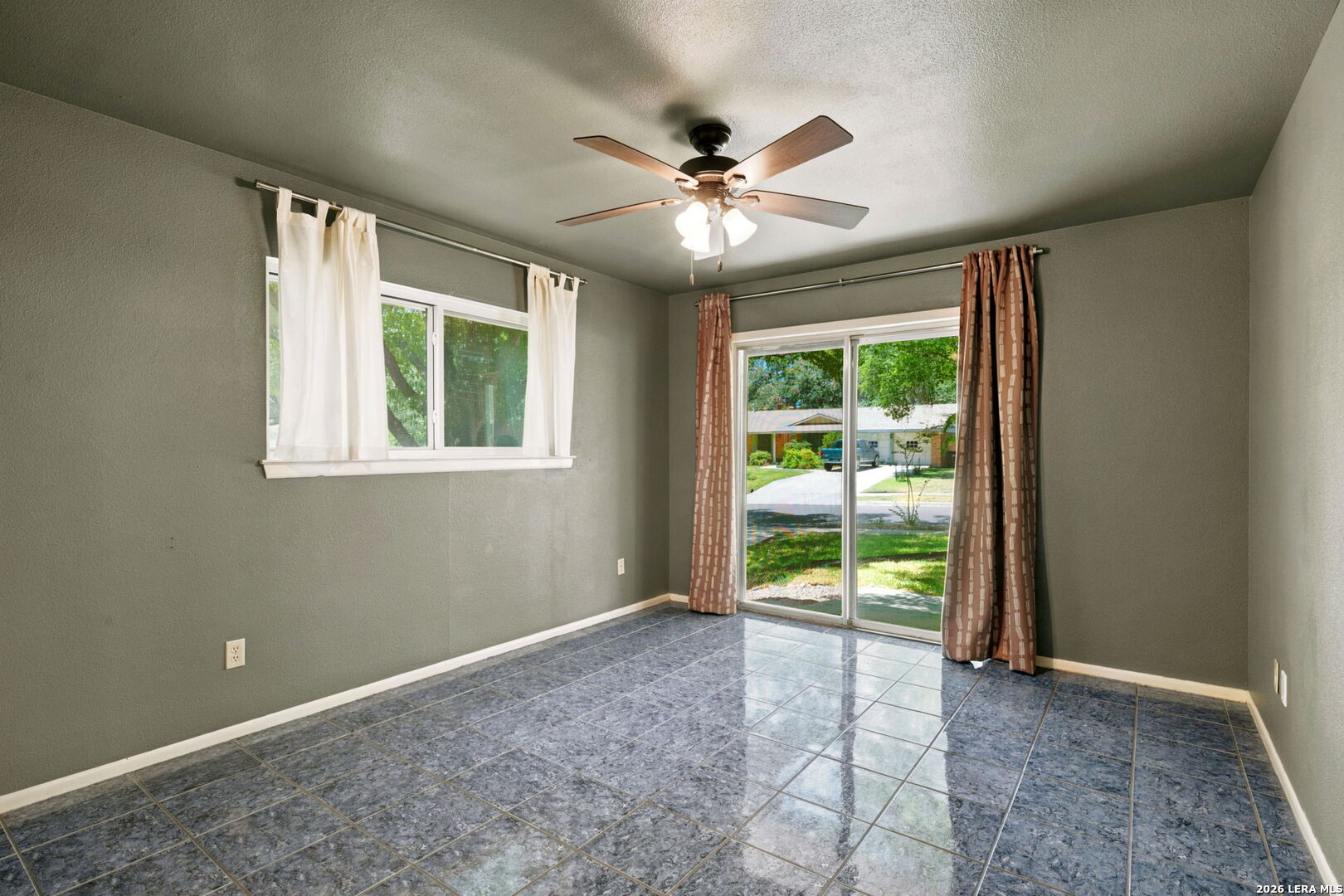 6702 Forest Dell Street San Antonio TX 78240