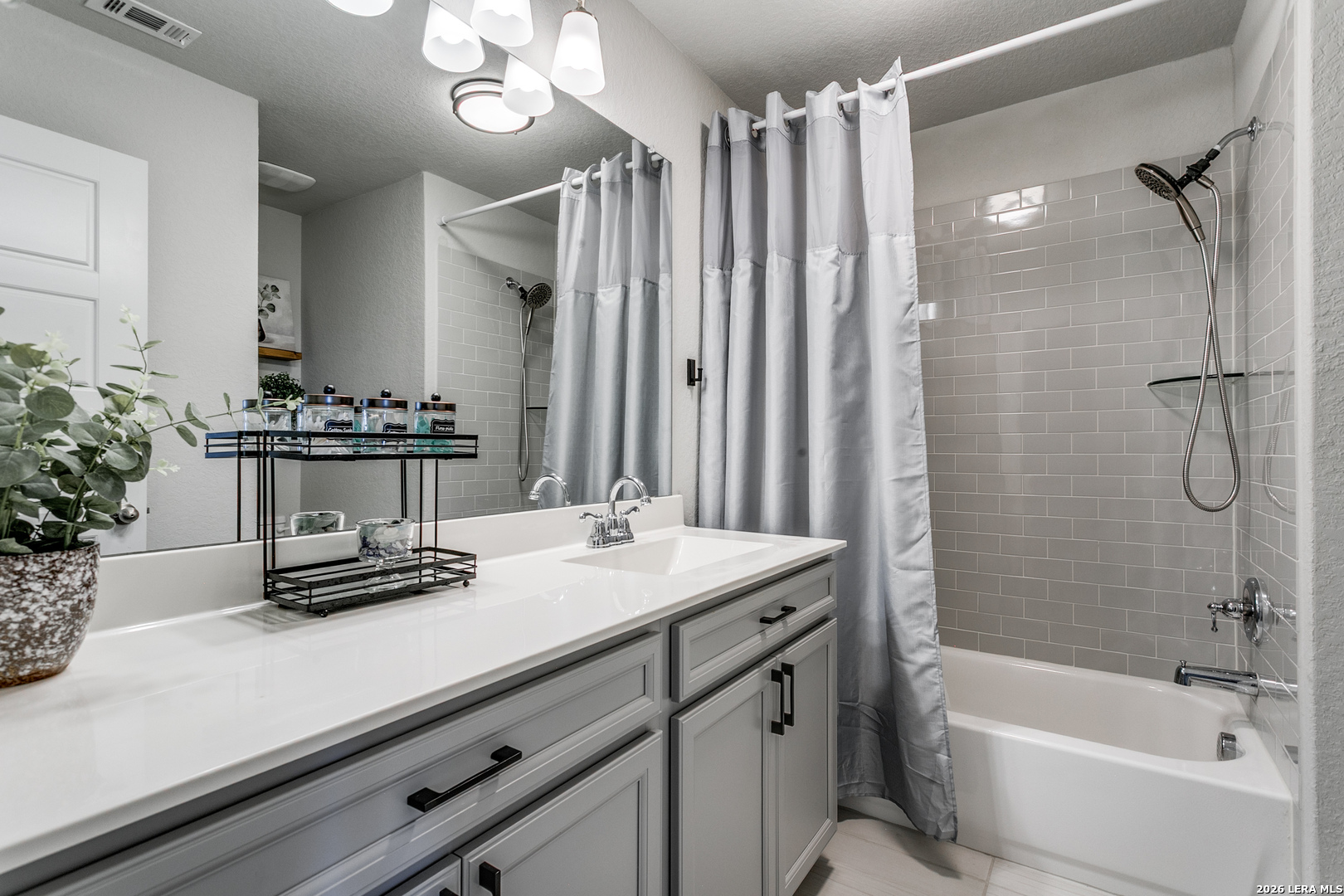 664 Colt Schertz TX 78154