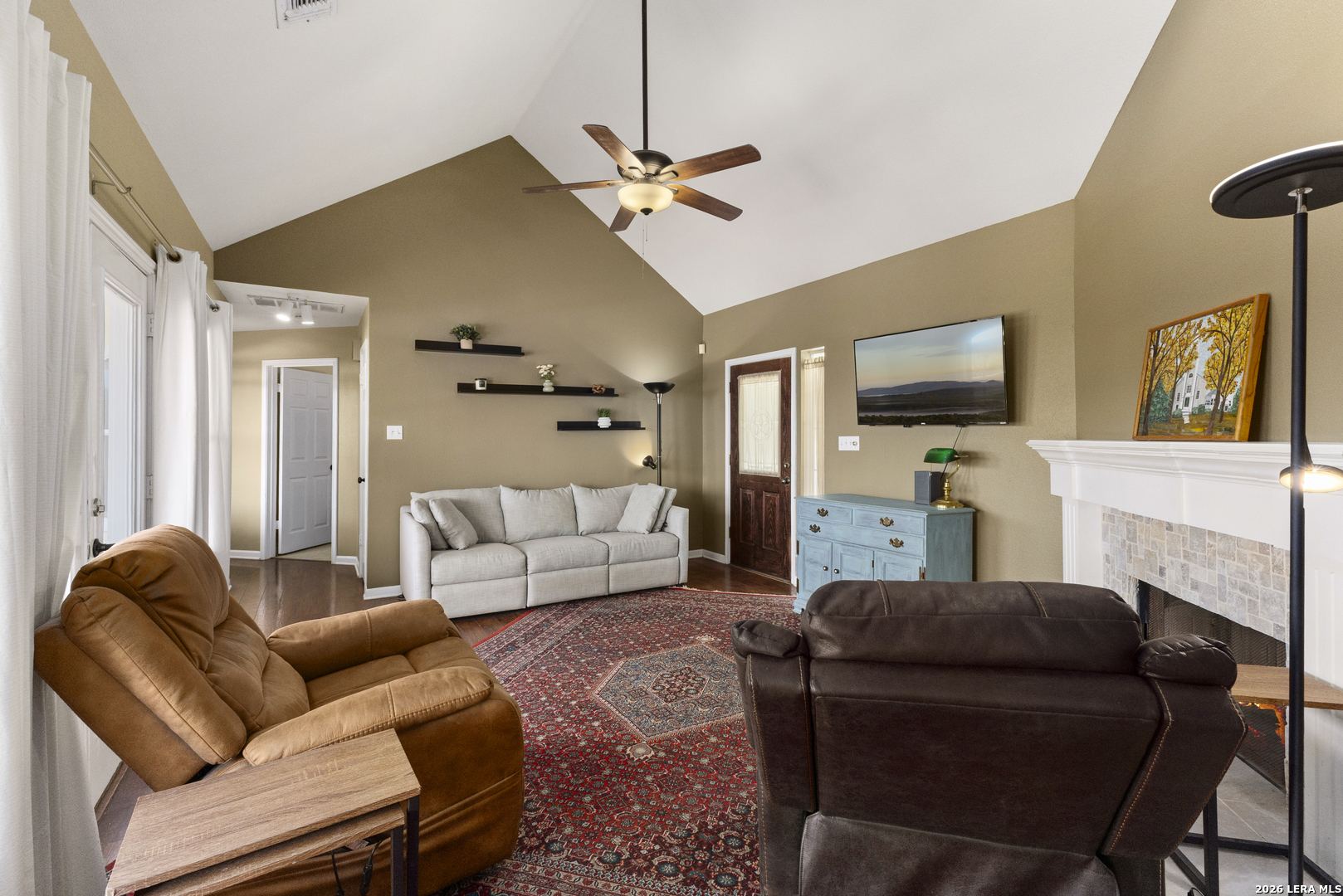 136 Lakeridge Loop Lakehills TX 78063