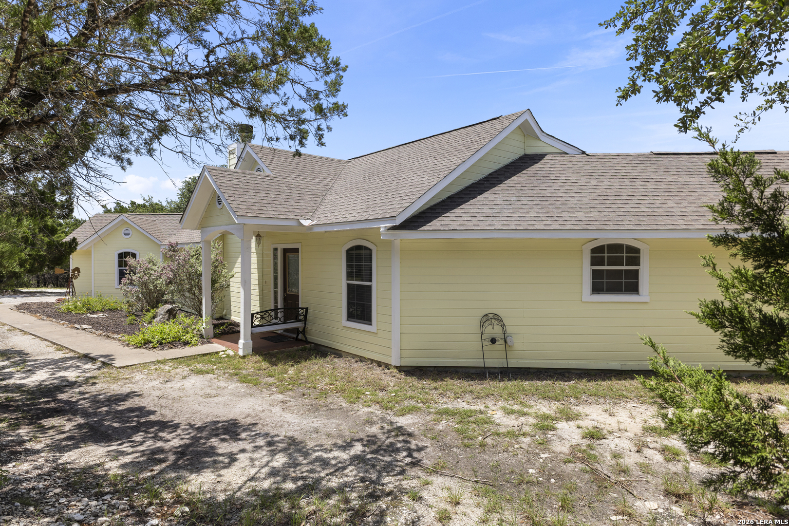 136 Lakeridge Loop Lakehills TX 78063