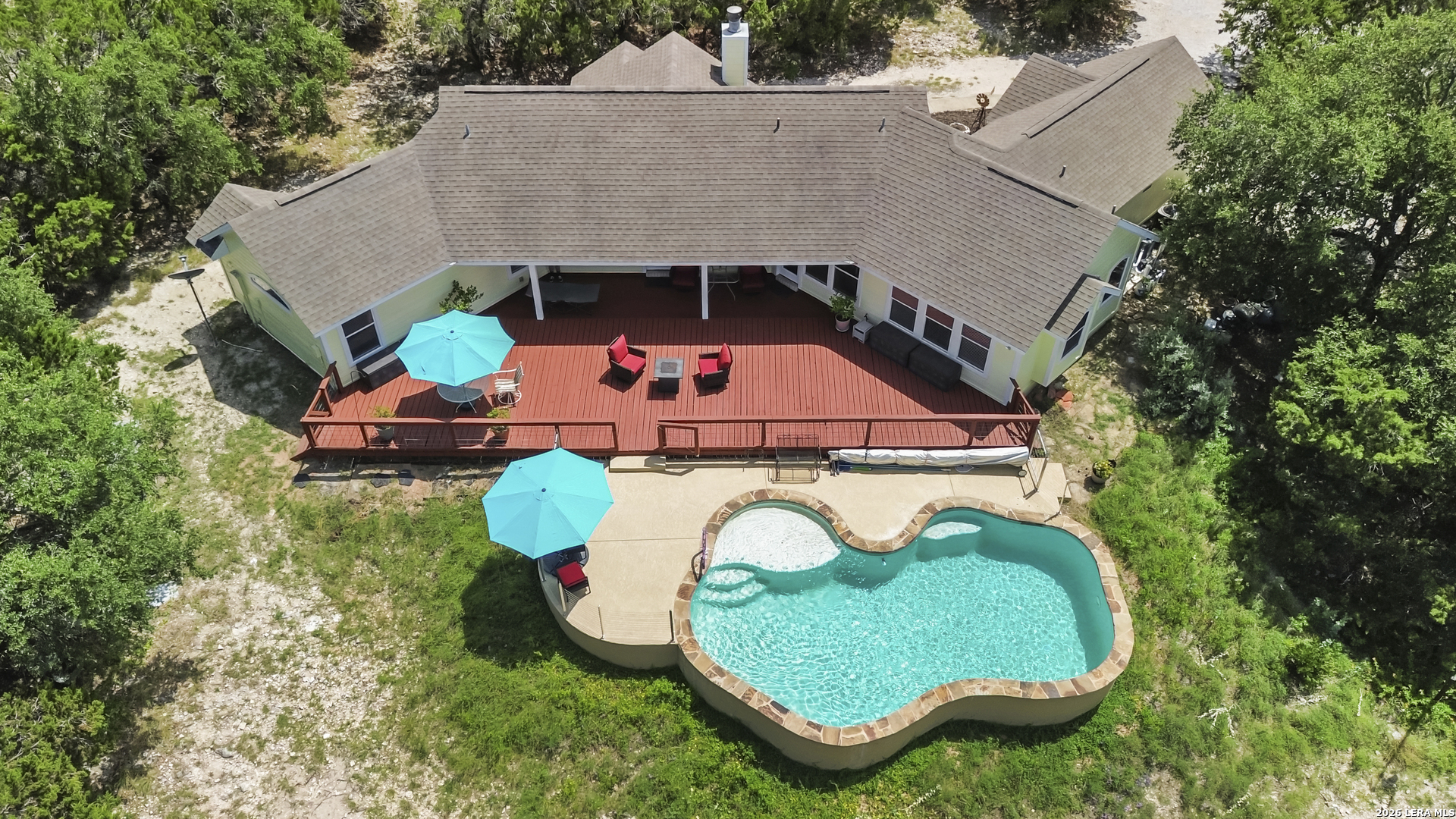136 Lakeridge Loop Lakehills TX 78063