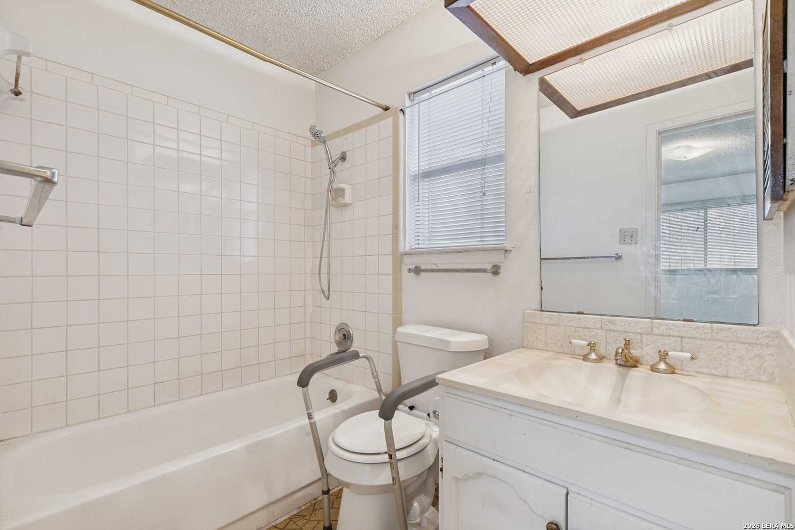 2315 Fairhill San Antonio TX 78228