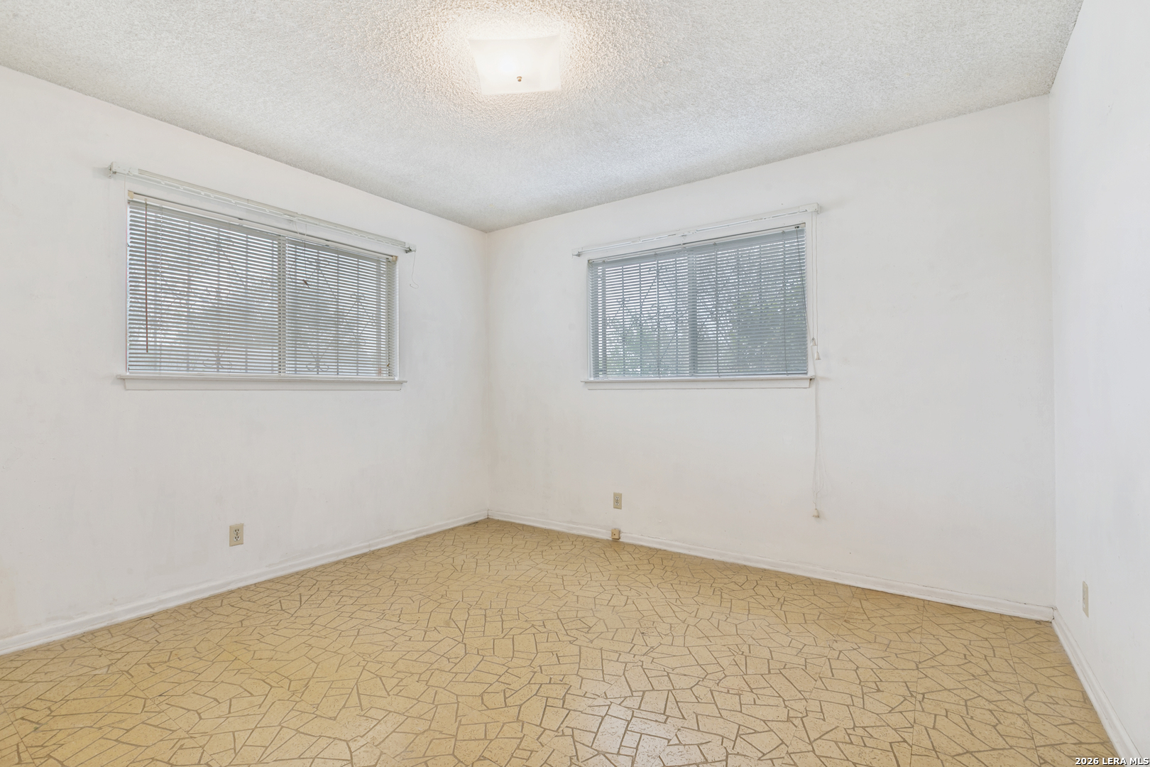 2315 Fairhill San Antonio TX 78228