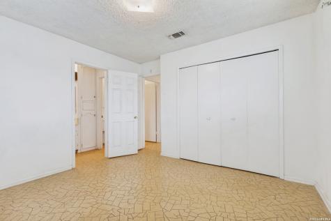 2315 Fairhill San Antonio TX 78228