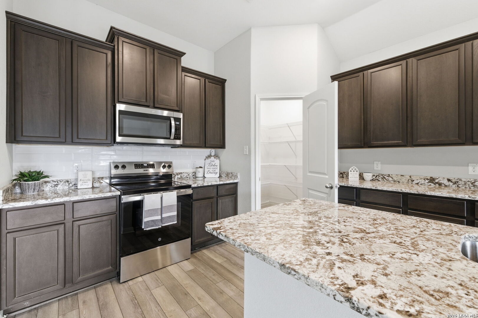 6447 Aj San Antonio TX 78252
