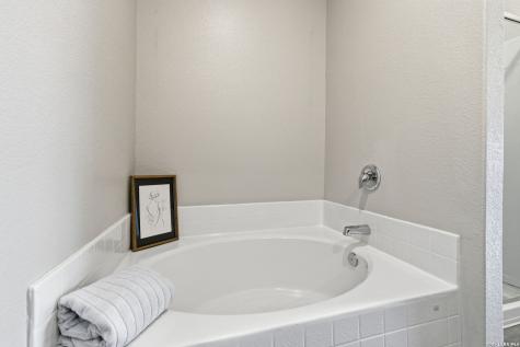 6447 Aj San Antonio TX 78252
