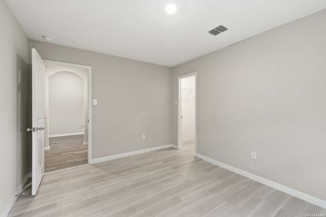 6447 Aj San Antonio TX 78252