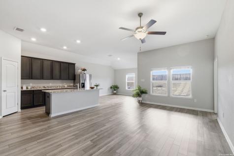 6447 Aj San Antonio TX 78252