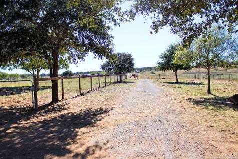 226 Fm 1107 Stockdale TX 78160
